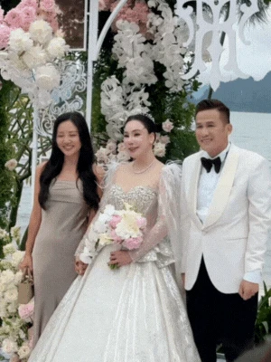 Dàn sao dự đám cưới Hồ Quỳnh Hương: Thiều Bảo Trâm khoe dáng gợi cảm, chị đại kim cương quyết tâm làm 1 việc - Hình 3