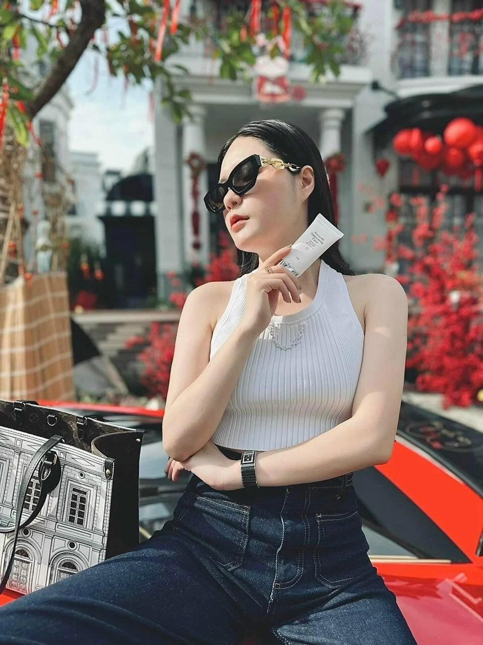 Bộ Y Tế sờ gáy Đoàn Di Băng lần 2, thu hồi toàn bộ lô kem chống nắng - Hình 3