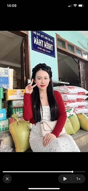 Bún - Idol livestream được yêu mến không chỉ vì sắc đẹp mà còn nhờ những hoạt động từ thiện ý nghĩa - Hình 2