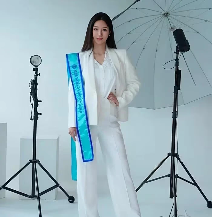 Miss World náo loạn vì loạt người đẹp liên tiếp bỏ thi, Ý Nhi gặp bất lợi? - Hình 2