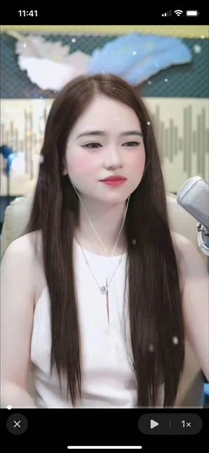 Thảo Nguyên Bolero: Chinh phục người hâm mộ qua những buổi livestream đặc sắc - Hình 2