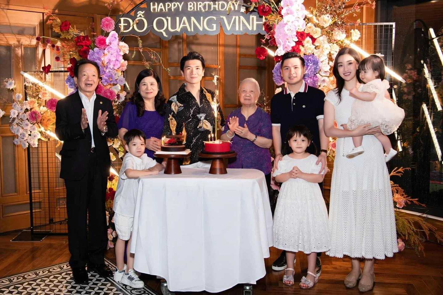 Cậu cả bầu Hiển có con lần 3, vợ bí ẩn lộ thân thế, dâu thứ Đỗ Mỹ Linh ra rìa? - Hình 2
