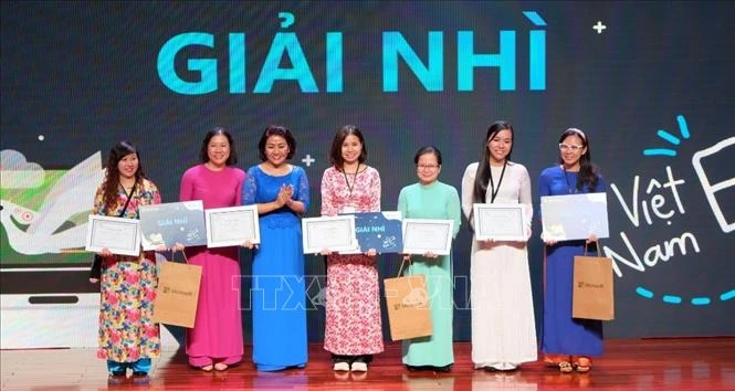 Phát huy tính đổi mới sáng tạo ứng dụng công nghệ thông tin trong việc dạy và học - Hình 2