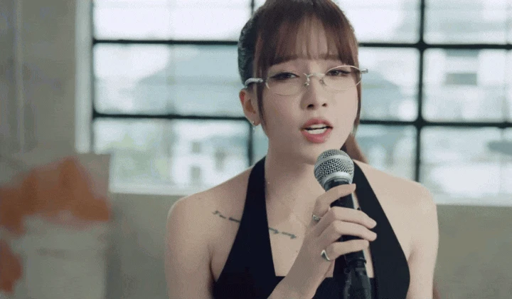 Thiều Bảo Trâm bị chê hát không bằng 1 Em Xinh, vừa mới comeback đã 2 lần mất hit - Hình 3