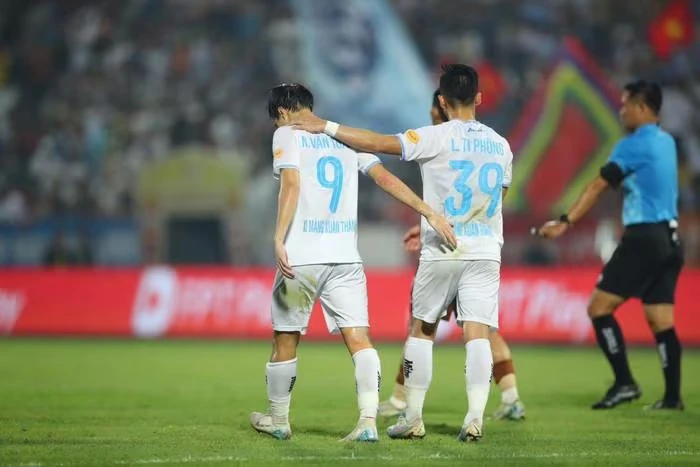Văn Toàn xao xuyến gặp người cũ, Hòa Minzy tập trung sự nghiệp, gác chuyện yêu - Hình 2