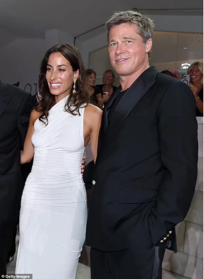 Brad Pitt chưa quên Angelina Jolie, lộ 1 chi tiết không muốn kết hôn người mới? - Hình 4