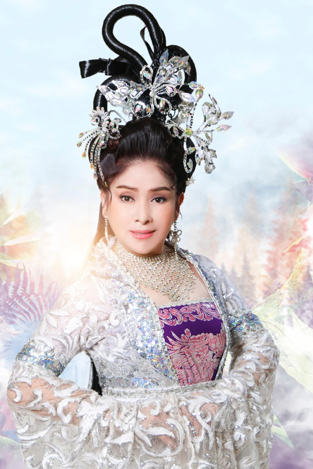 NSƯT Phượng Hằng: Hơi dài nhất làng cải lương, ở biệt thự chục tỷ, chồng là ai? - Hình 1