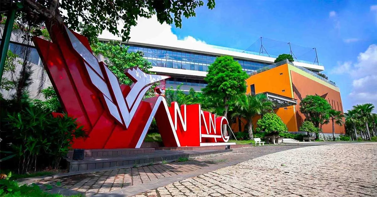 Sinh viên Đại học vỗ lễ cựu chiến binh lên tiếng xin lỗi, khoe gia đình có công - Hình 3