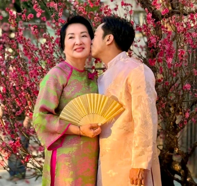 Cường Đô La thay mẹ nắm quyền, em gái lộ diện, được khen ăn đứt 1 điều - Hình 1