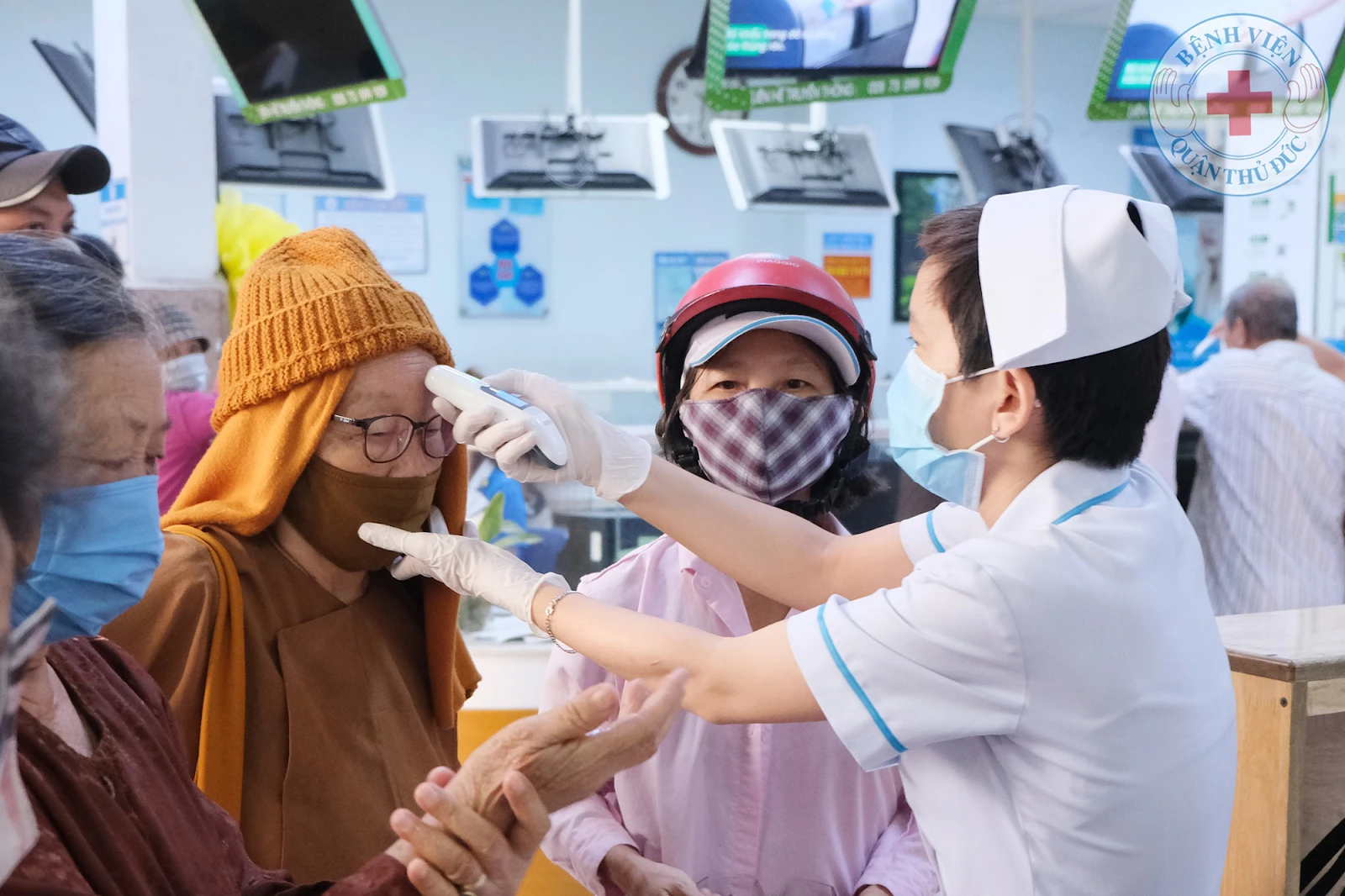 Số ca Covid 19 tăng nhanh, BYT chuẩn bị cơ sở sẵn sàng cách ly, điều trị bệnh - Hình 4