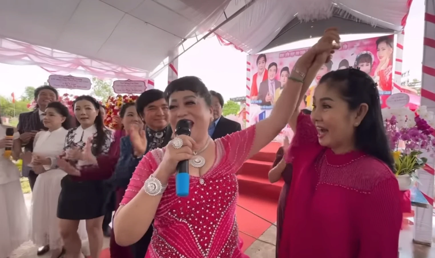 Con gái Vũ Linh tố ngược mẹ nuôi DN, từng bị ép làm điều sốc, nay thân cô 6 - Hình 7