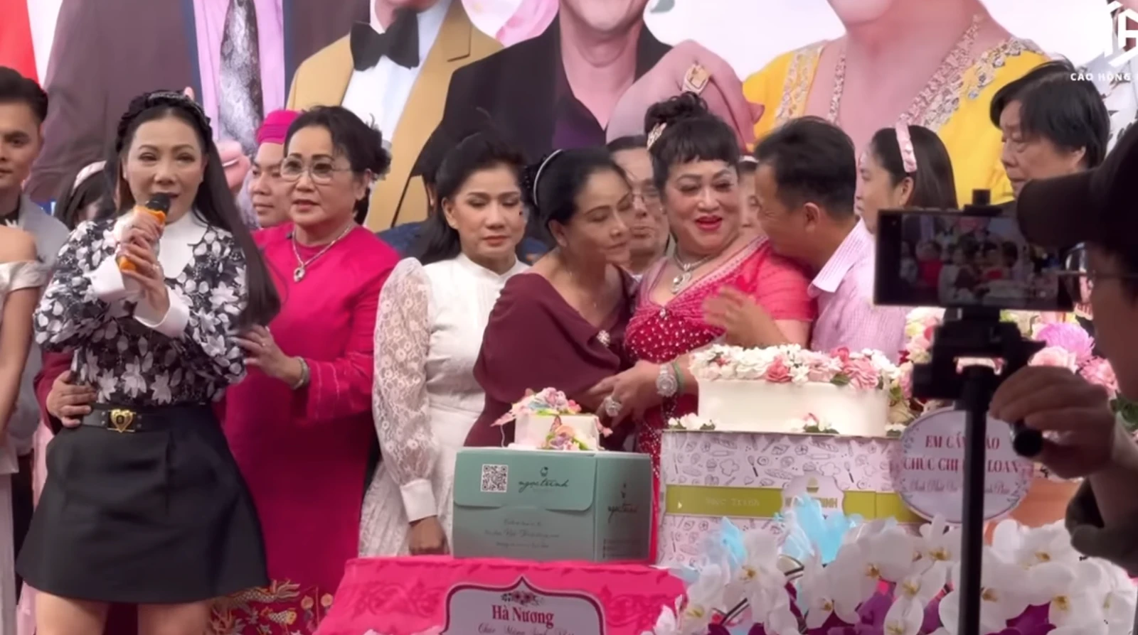 Con gái Vũ Linh tố ngược mẹ nuôi DN, từng bị ép làm điều sốc, nay thân cô 6 - Hình 5