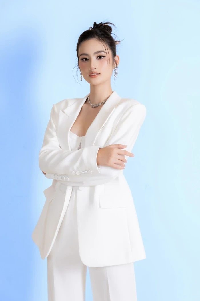Miss World: Ý Nhi bị từ chối vì ồn ào Thuỳ Tiên, bạn thân quay lưng, fan lo? - Hình 2