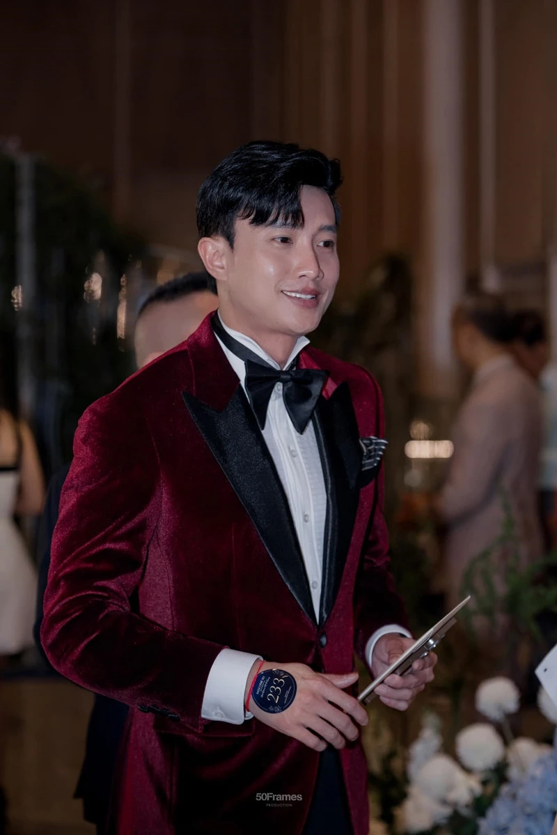 Quốc Trường: Ở biệt thự 300m2, gia tài vài trăm tỷ, U40 được ghép đôi Lọ Lem - Hình 7