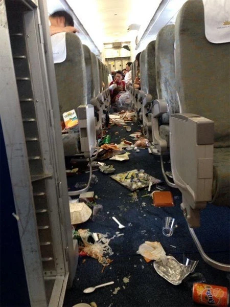 Sự cố nhiễu loạn máy bay Vietnam Airlines: hành khách trải nghiệm tái mặt - Hình 6