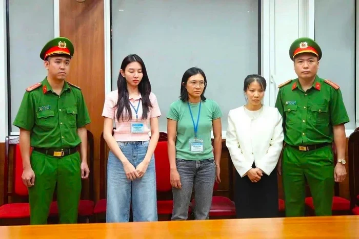 Thuỳ Tiên và 1 đàn chị ở tù, số phận hoa hậu đăng quang quốc tế còn lại ra sao? - Hình 1