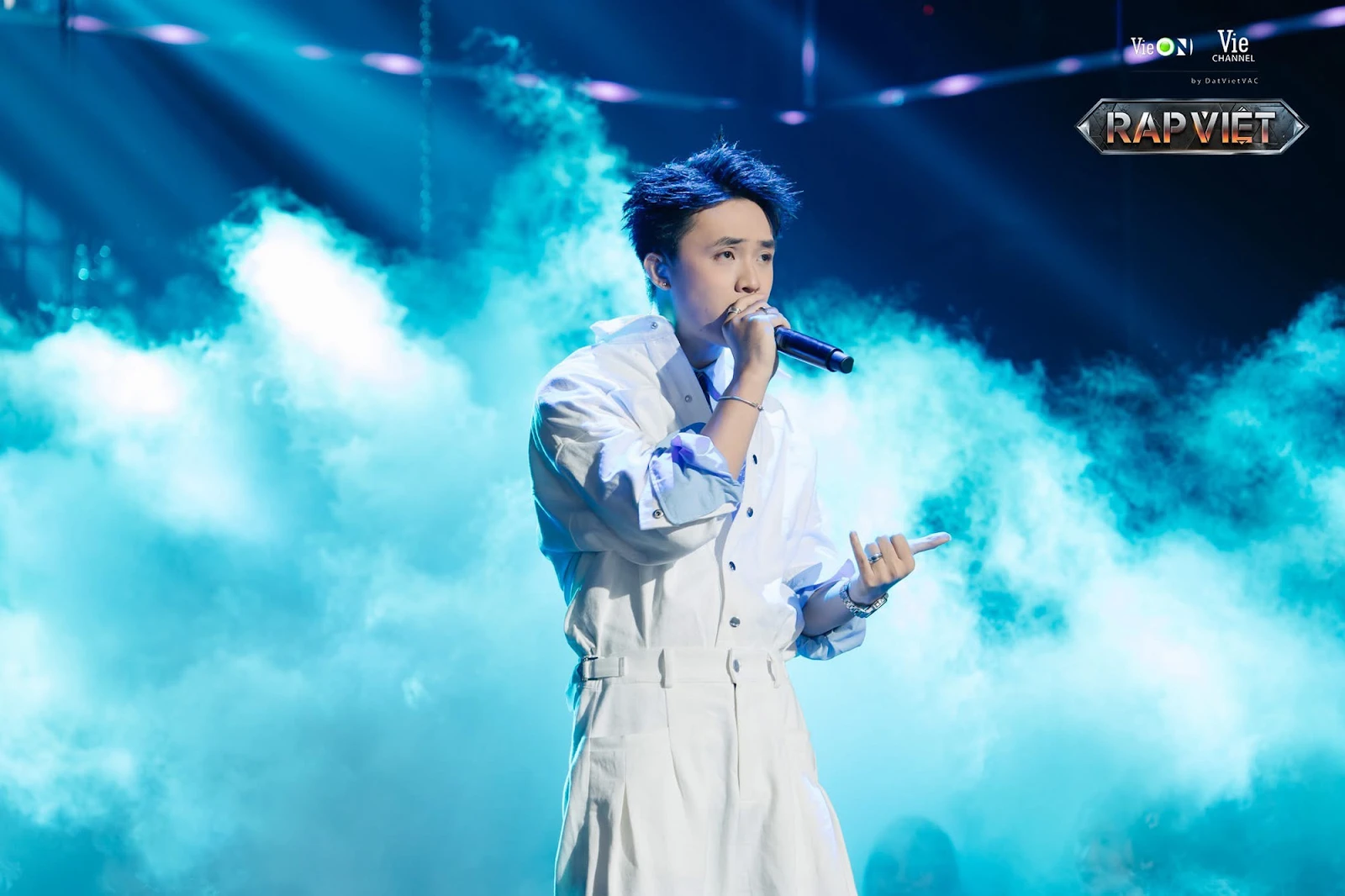 Ali Hoàng Dương mất signature sau ATSH, mập mờ Pháp Kiều làm 1 cú chấn động - Hình 3