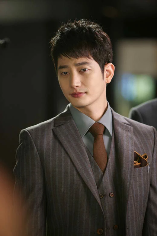 Park Shi Hoo: Mỹ nam toang sự nghiệp vì yêu gái trẻ, giờ nhan sắc khó tin - Hình 7