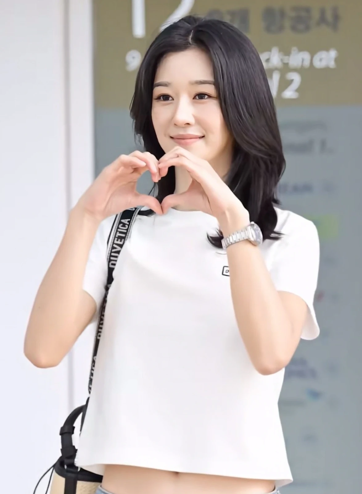 Seo Ye Ji Điên nữ xâm chiếm Việt Nam, U35 visual ăn đứt Park Shin Hye? - Hình 1