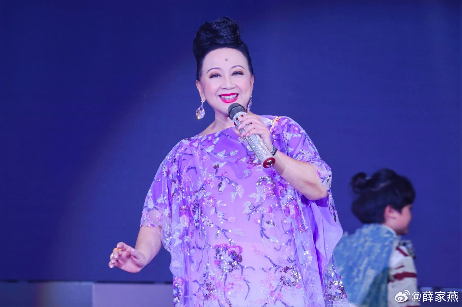 Tiết Gia Yến: Trùm TVB bỏ sự nghiệp lấy chồng, bị phản, U80 quen hồng hài nhi - Hình 7