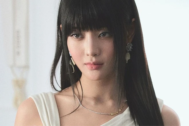 Bạn thân Lisa lộ gia thế hoàng gia, giàu khét tiếng, Park Bo Gum còn mê đắm - Hình 2