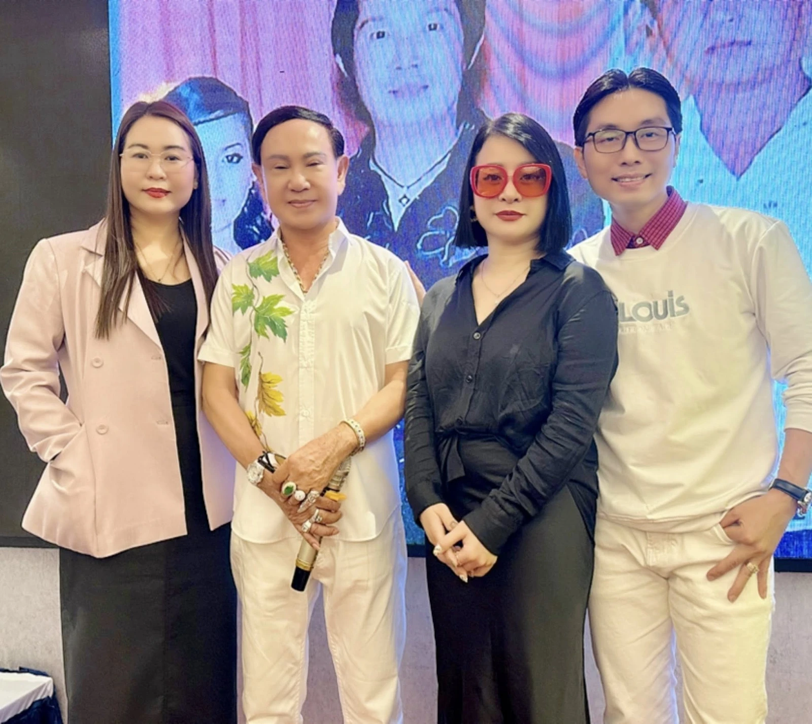 BS riêng của Vũ Linh bóc trần người thật Hồng Loan, nói rõ vụ vô ơn mẹ nuôi - Hình 1