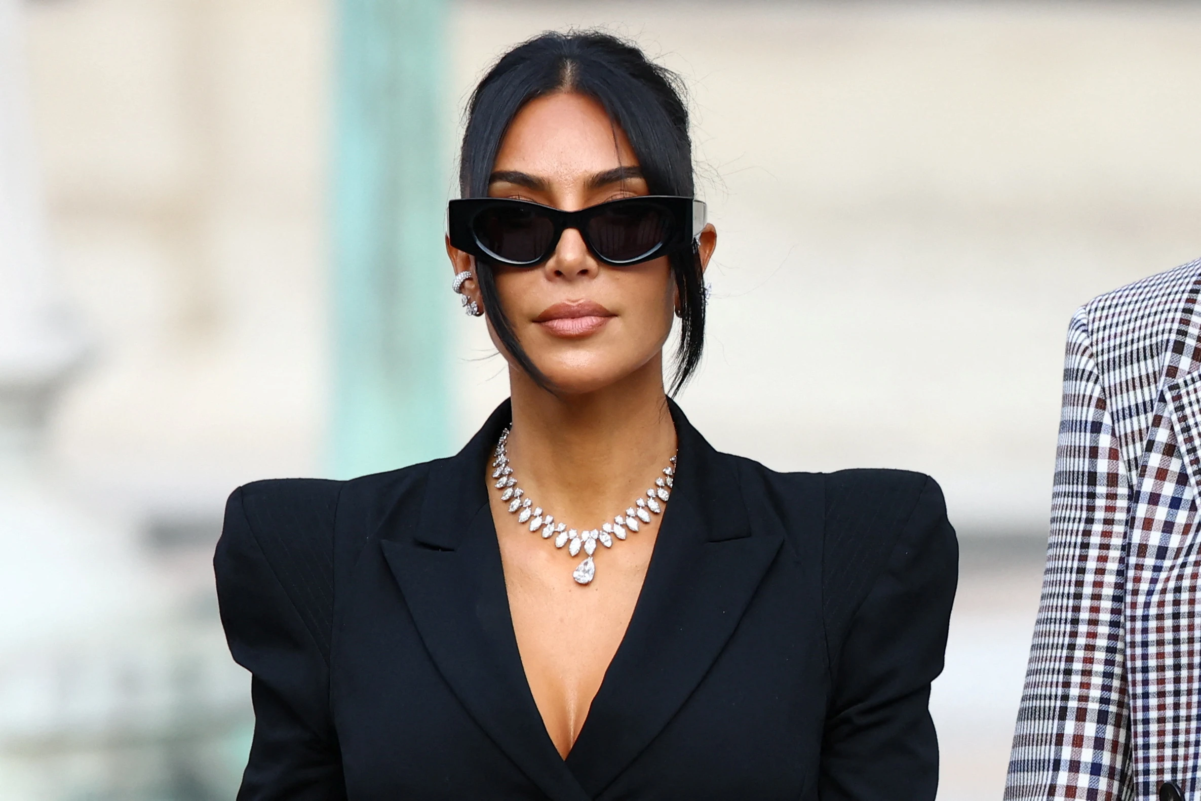 Kim Kardashian và trải nghiệm kinh hoàng nhất cuộc đời - Sao Âu Mỹ - Việt  Giải Trí