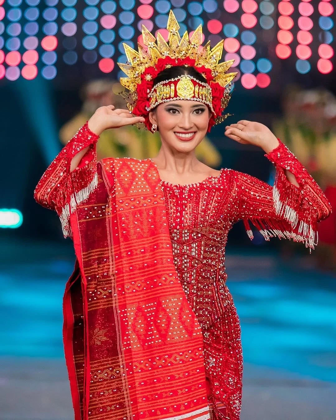 Miss World 2025: 2 thí sinh khiến Ý Nhi muối mặt, lọt Top 40 nhờ bí kíp này? - Hình 2