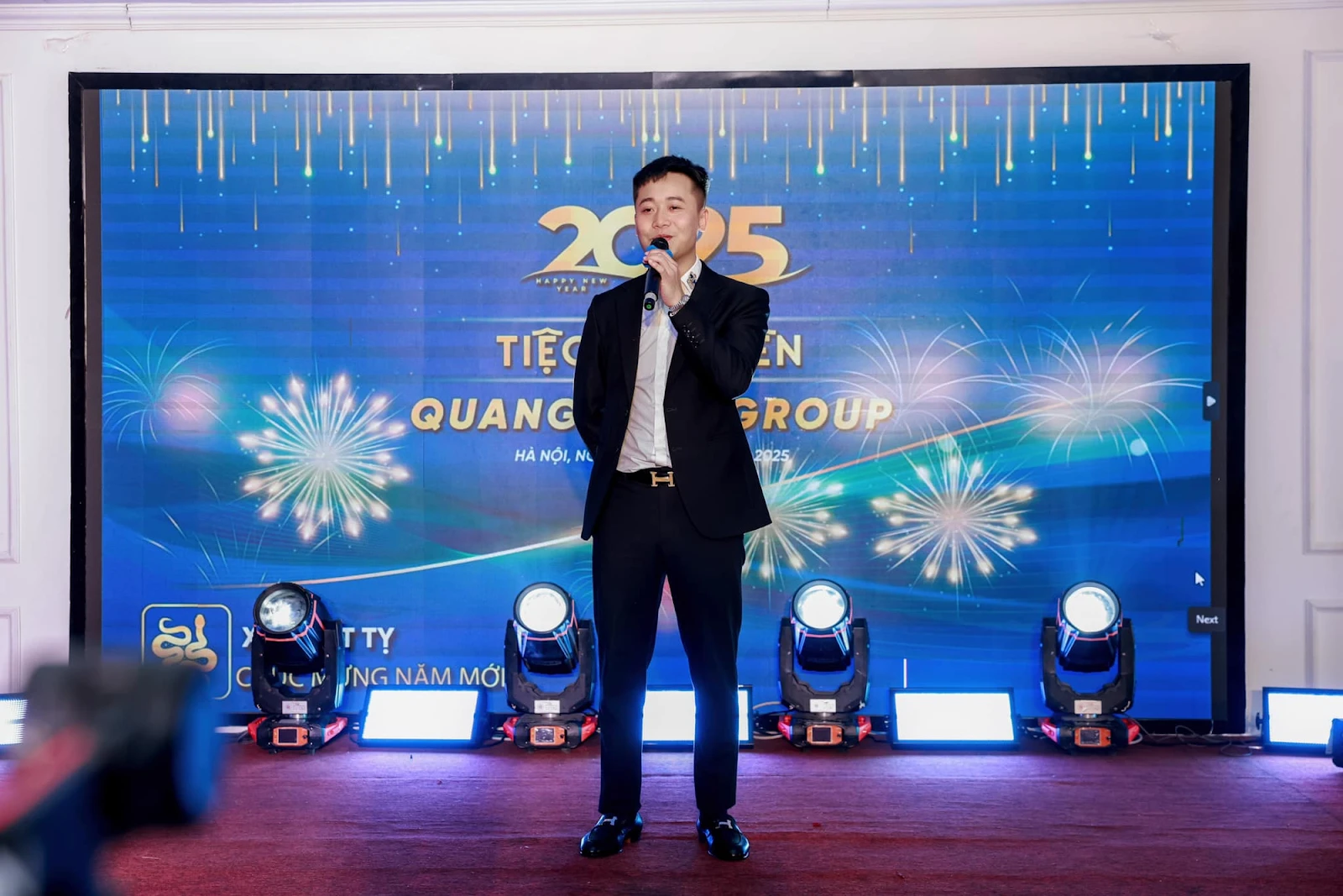 Quang Linh Store như rắn mất đầu, nợ lương, nhân viên cũ lên clip bóng gió? - Hình 1