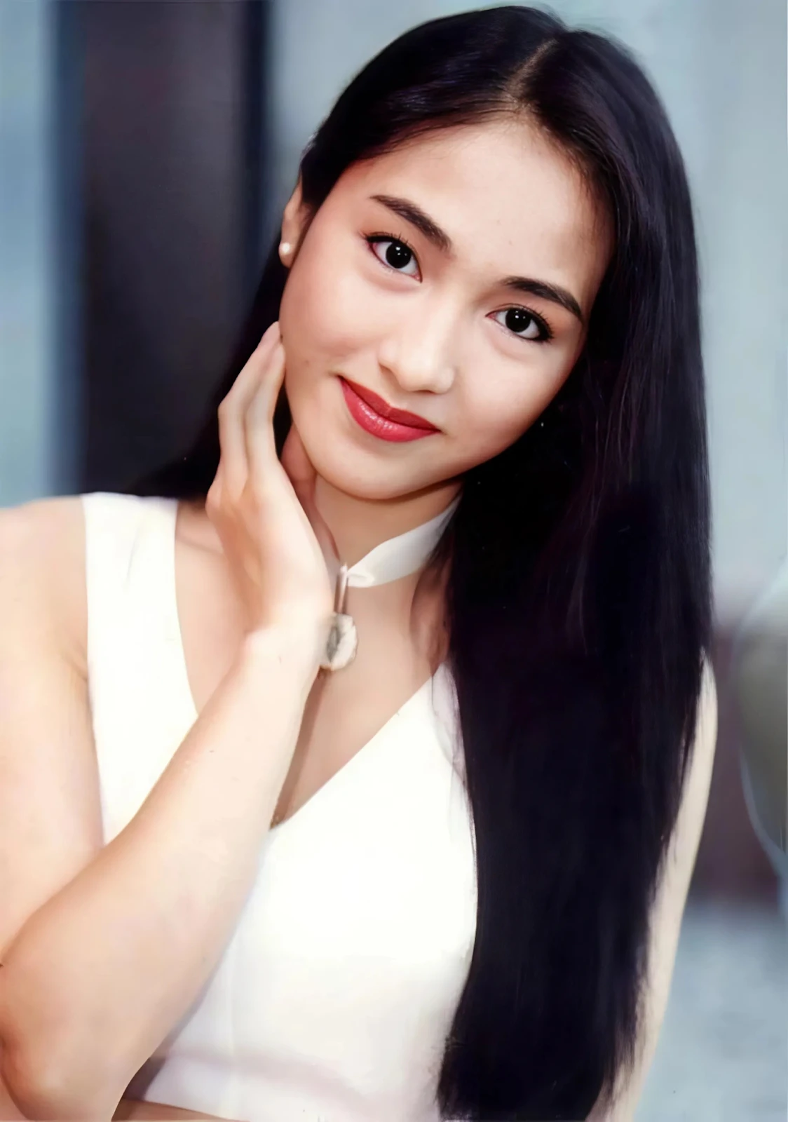 Đệ nhất mỹ nhân nghi yêu Lý Hùng, rời showbiz, lấy tỷ phú khuyết tật là ai? - Hình 2
