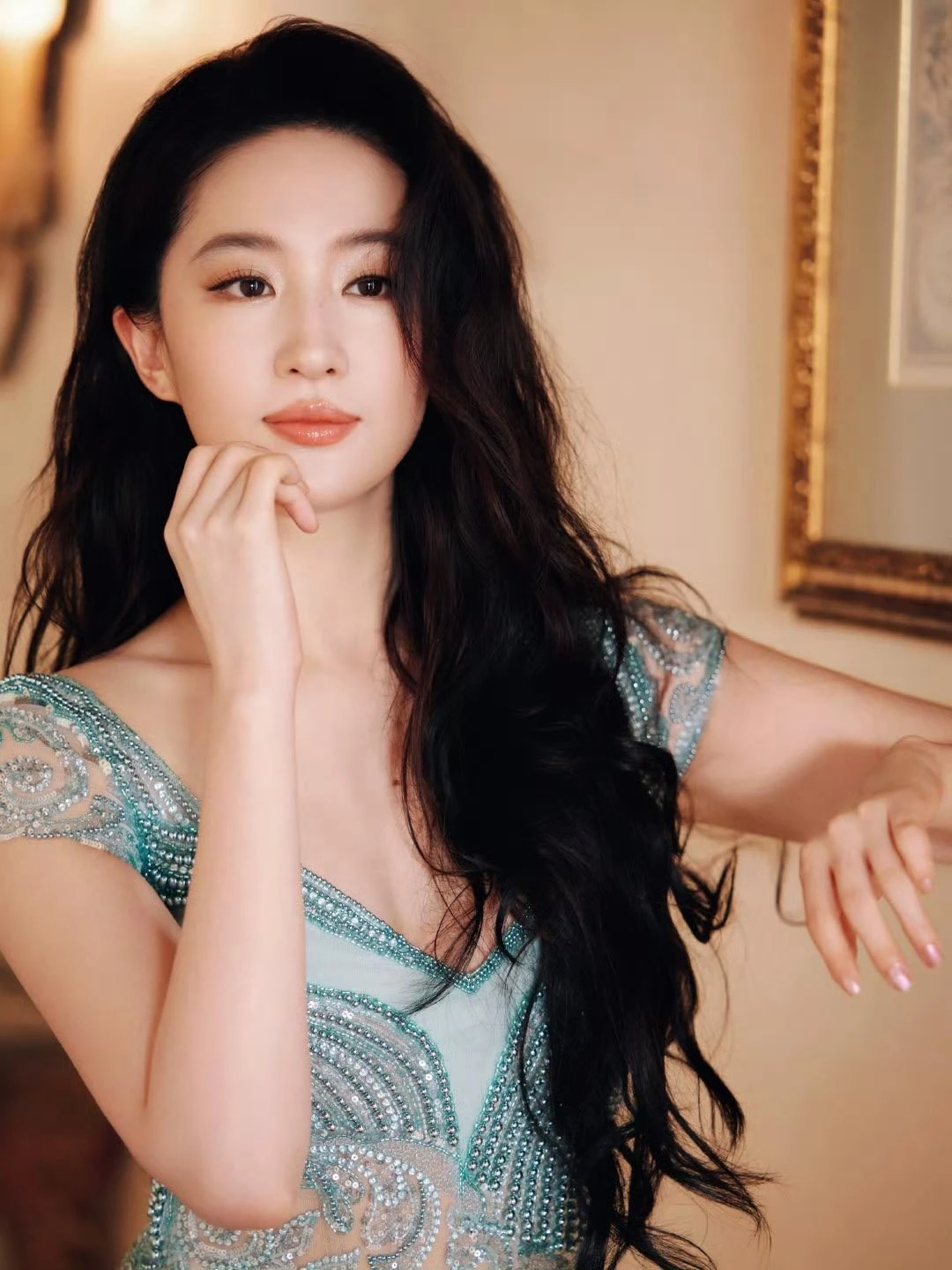 Lưu Diệc Phi phát ngôn một câu netizen quay xe giữa tâm bão drama Triệu Lệ Dĩnh - Hình 2