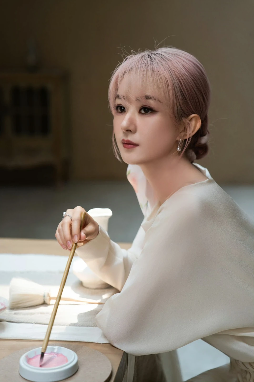 Triệu Lệ Dĩnh bảo vệ người tình là Đạo diễn, nói hớ liền bị phong sát ngầm? - Hình 4