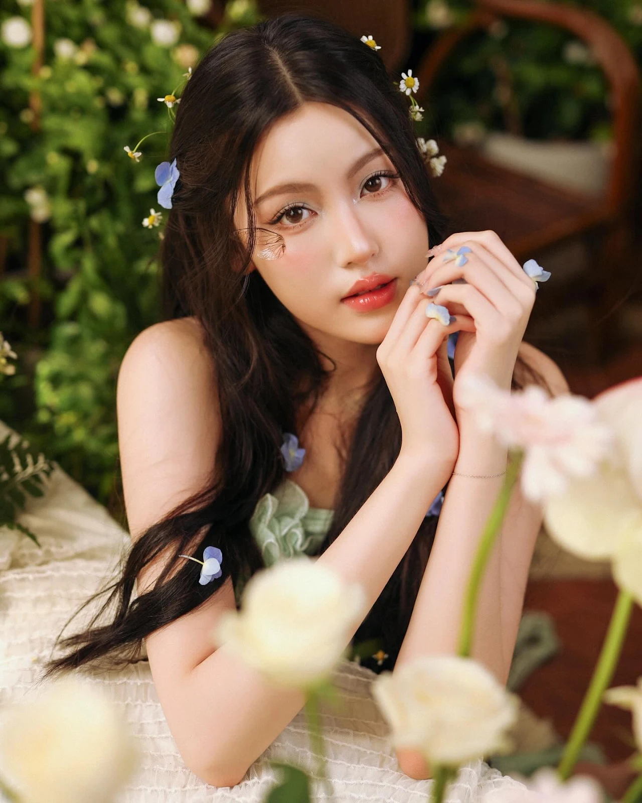 HIEUTHUHAI nghi làm SGB cho phú bà, khoe người thương danh tính ai cũng sốc? - Hình 5