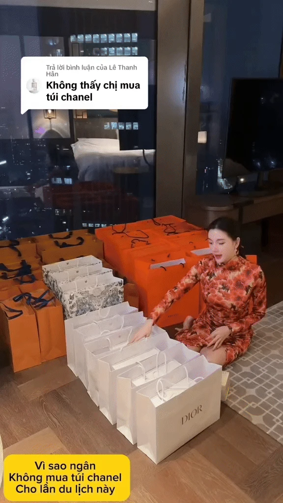 Phú bà Ngân Collagen và núi đồ hiệu lạ lắm: Toàn Hermès, Dior... mà nhìn kiểu gì cũng thấy dại - Hình 3