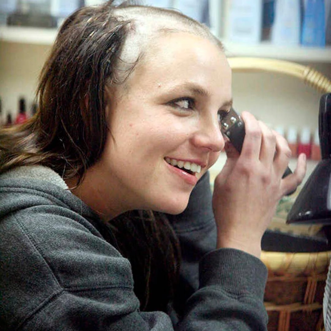 Britney Spears qua đêm cùng Diddy, có cả ảnh nét căng, biểu hiện sau đó mới sốc! - Hình 4