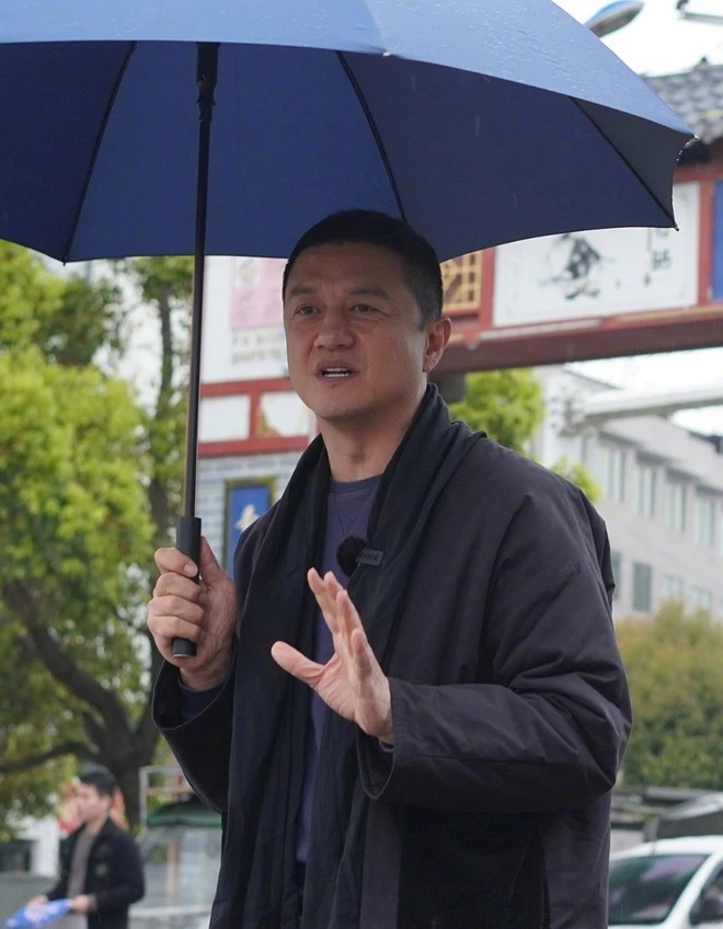 Căng: 1 Hoa hậu ly thân vì chồng diễn viên phá sản, nợ nần nghìn tỷ không trả nổi? - Hình 3