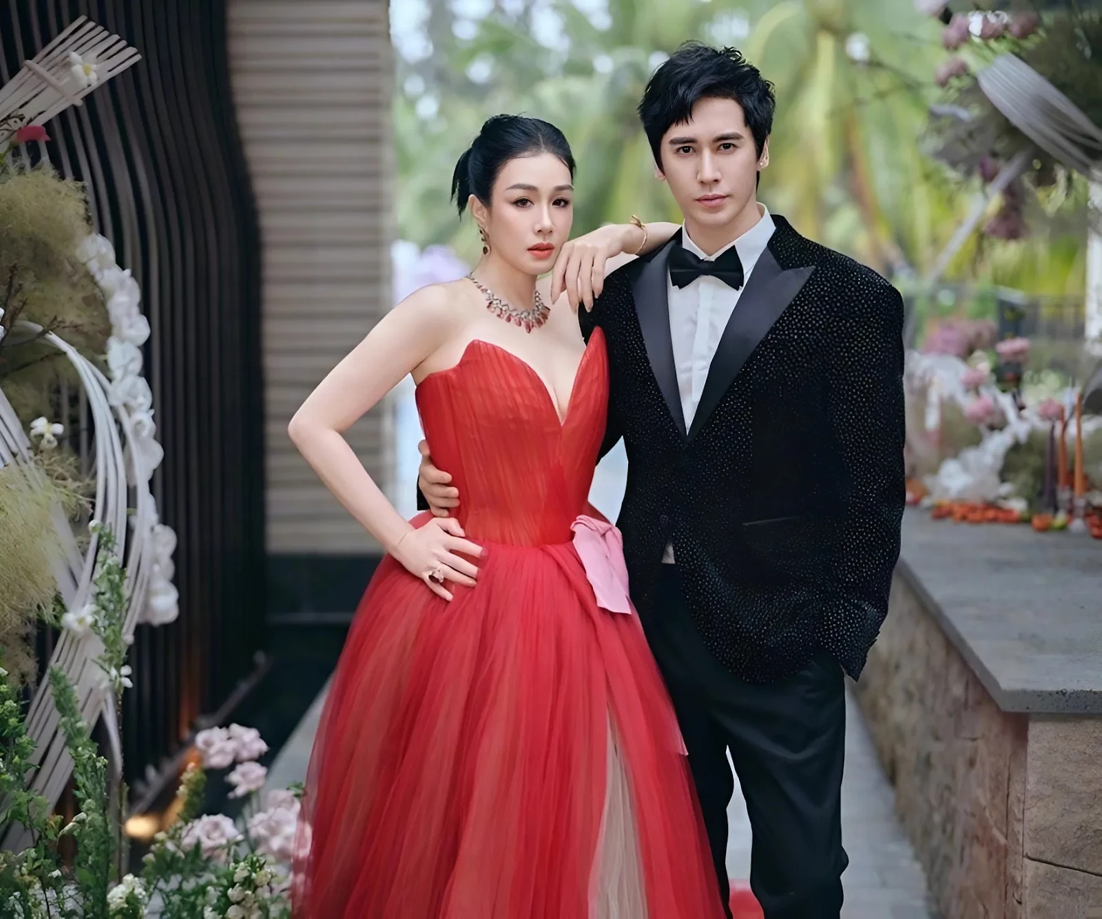 Chung Lệ Đề: Mỹ nhân Việt bị Quách Phú Thành bỏ, giờ viên mãn bên chồng thứ 3? - Hình 8