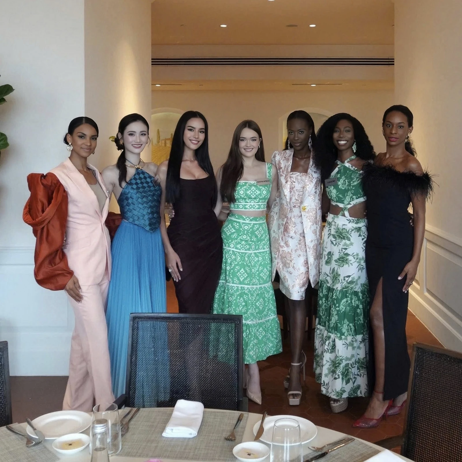 Ý Nhi trúng đậm ở Miss World, thủ hiến Ấn Độ tặng vàng an ủi, con số sốc? - Hình 1
