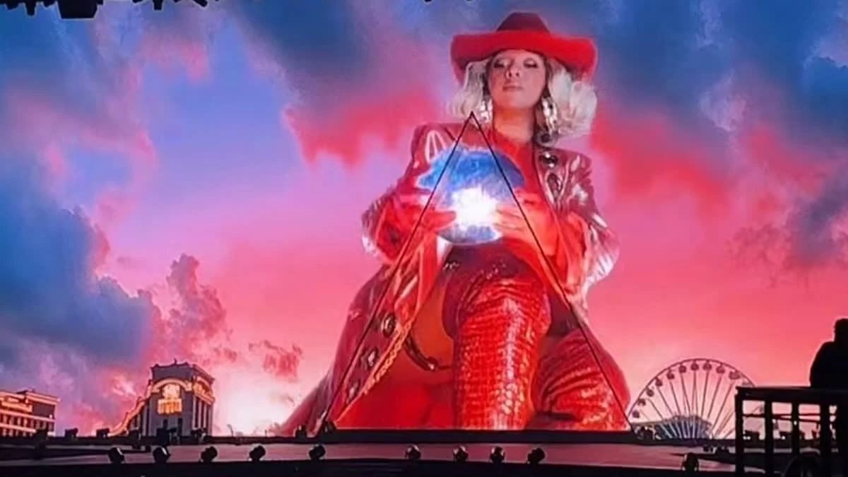 Beyoncé châm lửa piano, lái xe mui trần lơ lửng tại concert, nhận tối hậu thư - Hình 5