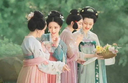Hé lộ cách cung nữ thỏa nhu cầu sinh lý, nhiều điều khó tin nhưng có thật - Hình 2