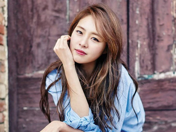 Lee Yeon Hee con cưng SM từng bị 100 đoàn phim từ chối lại tình đầu quốc dân - Hình 10