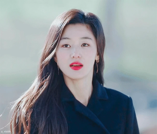 Mỹ nhân vượt mặt Song Hye Kyo nhận lương cao nhất Hàn Quốc 2025: Nhìn lại hành trình nhan sắc gần 30 năm mà sốc! - Hình 2