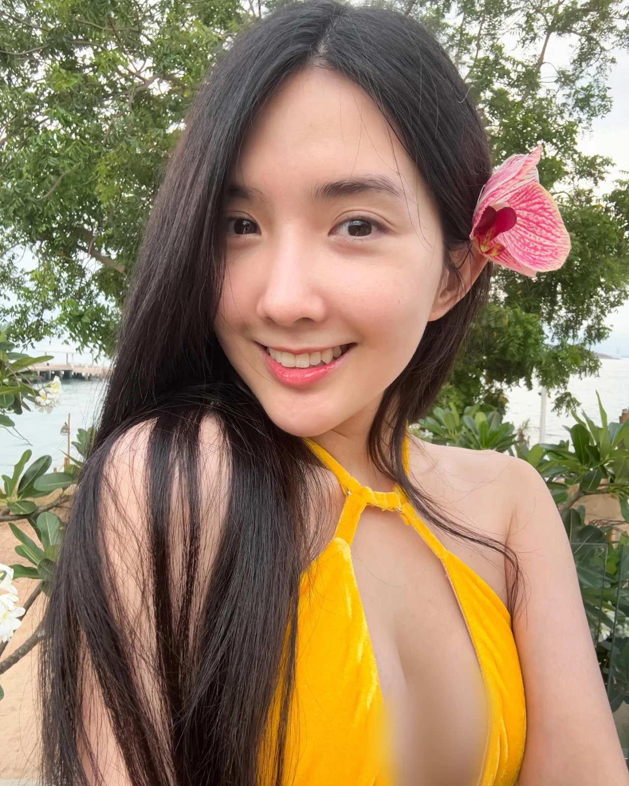 Nữ ca sĩ vừa tắm vừa live kiếm 80 triệu, bị mắng vẫn chưa biết sai, CĐM lắc đầu - Hình 4