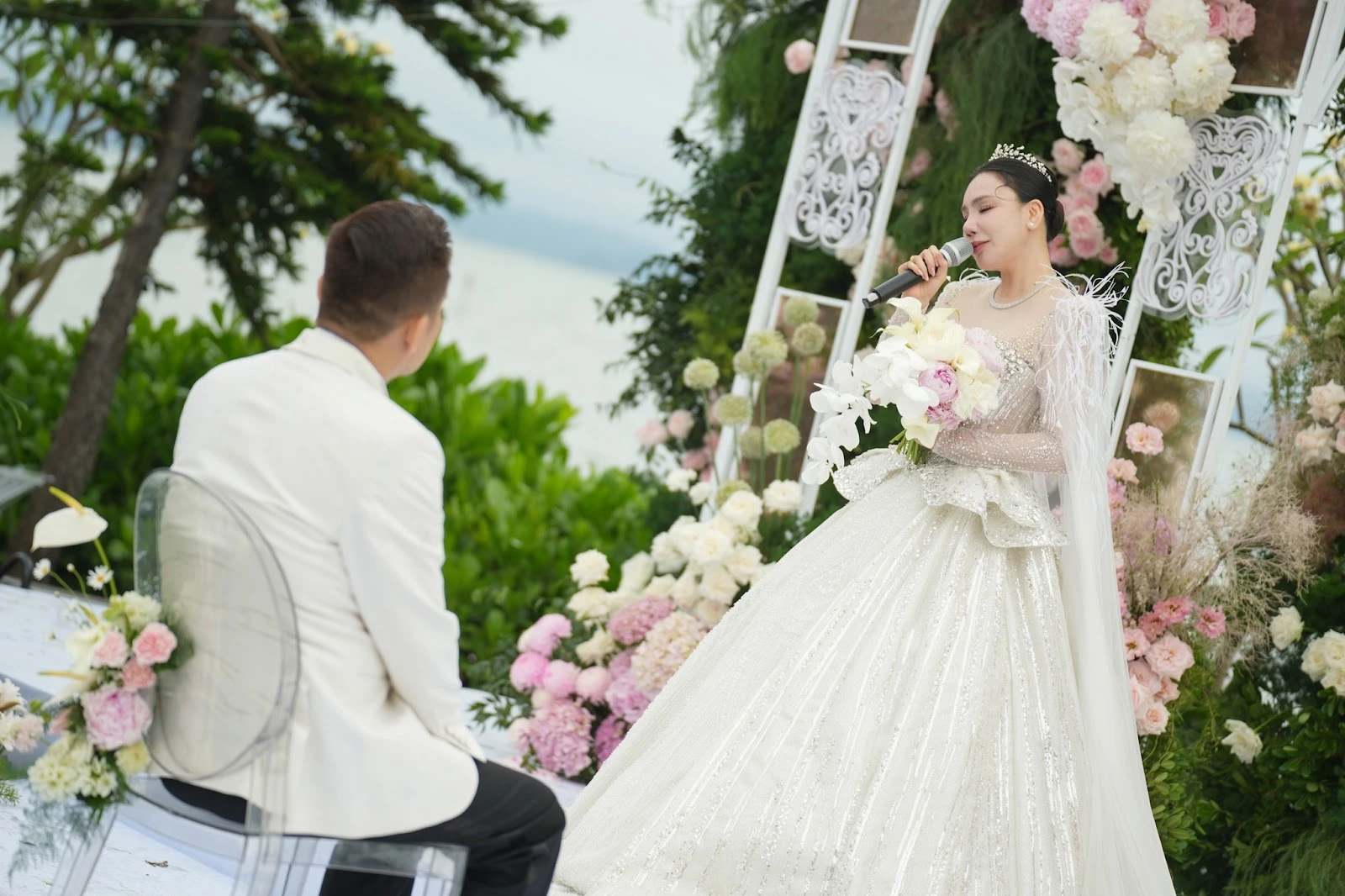 Hồ Quỳnh Hương khiến MXH xôn xao mối quan hệ với mẹ chồng viết tâm thư 249 chữ? - Hình 5