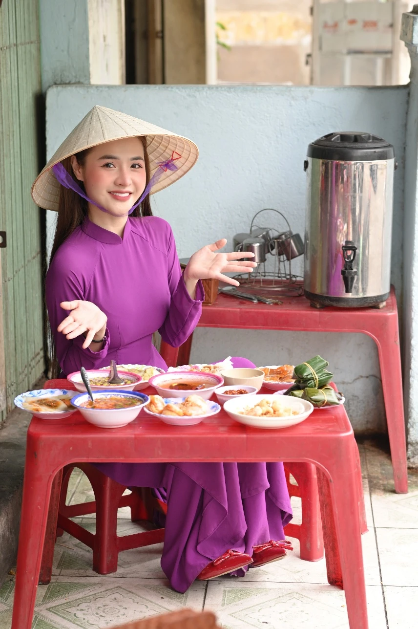 Khám phá ẩm thực xứ Huế với Lữ Diệu Phương – hành trình giữ gìn hương vị cố đô - Hình 10