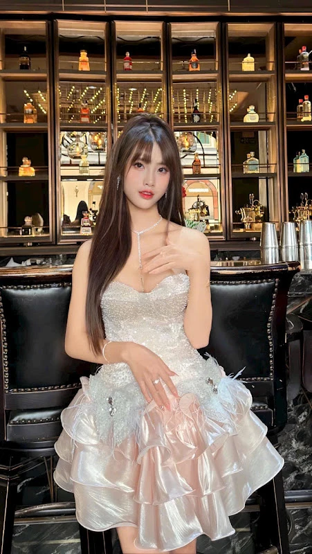 Lan Chinh Trần check-in hàng loạt địa điểm sang chảnh – cuộc sống đúng chuẩn rich girl - Hình 2