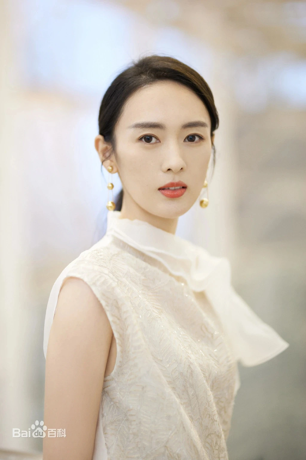 Tuệ Quý Phi NYT đóa hoa nở muộn của Cbiz, vướng thị phi đầy mình vẫn tỏa sáng - Hình 5