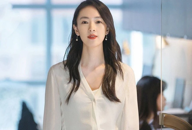 Tuệ Quý Phi NYT đóa hoa nở muộn của Cbiz, vướng thị phi đầy mình vẫn tỏa sáng - Hình 8