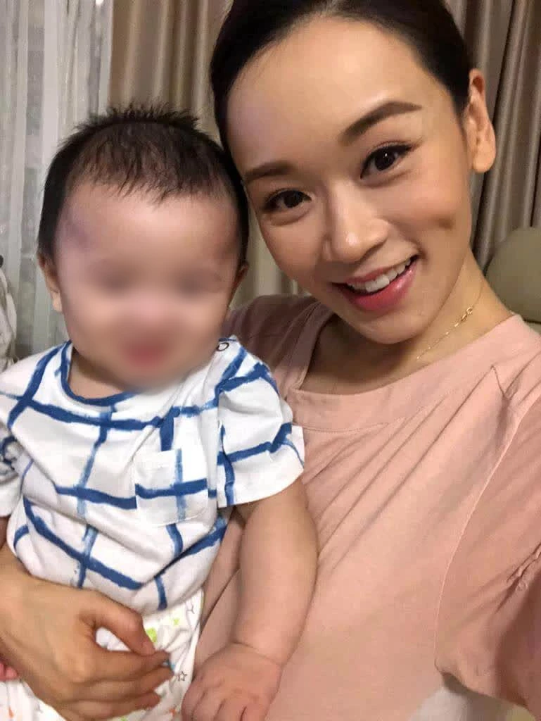Dương Tư Kỳ: Bỏ tình đầu theo đại gia, 2 lần làm mẹ đơn thân, giờ nhận không ra - Hình 9