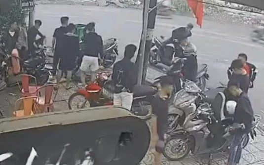Rượt đuổi, ẩu đả gây náo loạn ở Biên Hoà - Hình 4